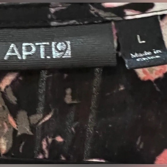 Apt 9 Long sleeve black pink and white floral top size large - Picture 6 of 7